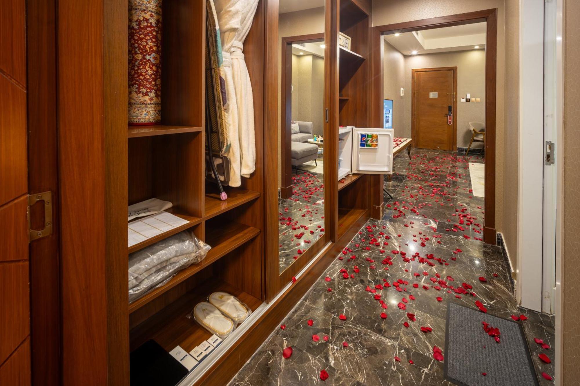 Donatello Jeddah Hotel Экстерьер фото